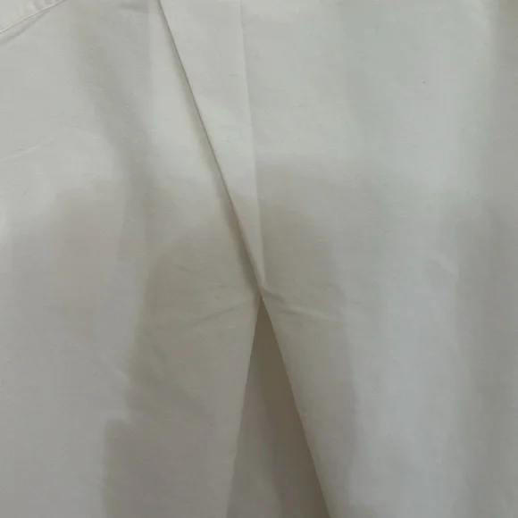 Lululemon full day ahead  Long Sleeve Buttondown Shirt in WHITE. Size 8 no Tag - Picture 4 of 6